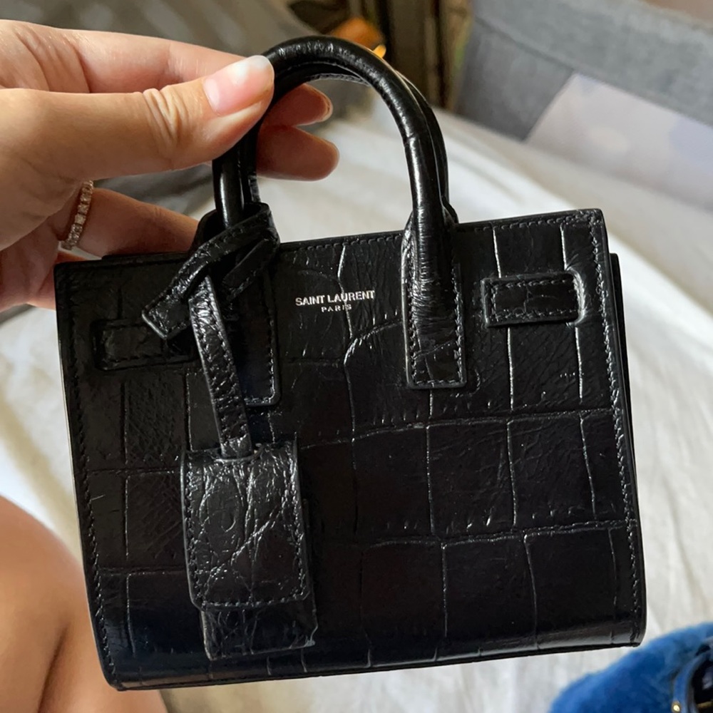 (SOLD)SAINT LAURENT Sac De Jour TOY Croc Embossed Black